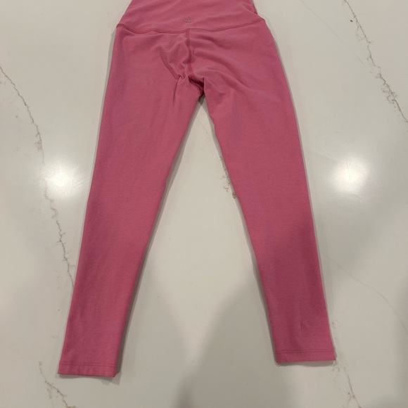 Beyond Yoga spacedye caught in the midi legging in pink bloom heather - Picture 3 of 8